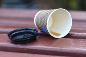 آیا لیوان کاغذی روی طعم نوشیدنی تأثیر دارد